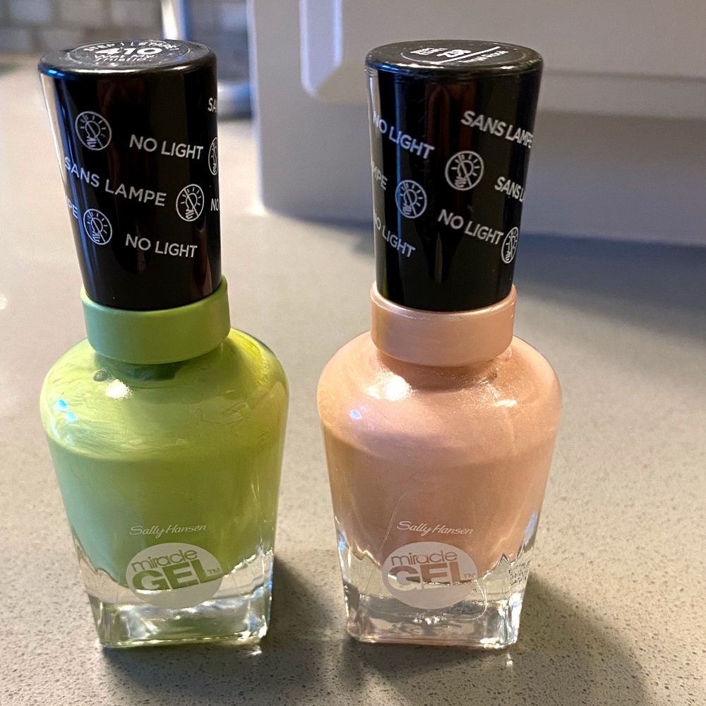 Sally Hansen Nail Color